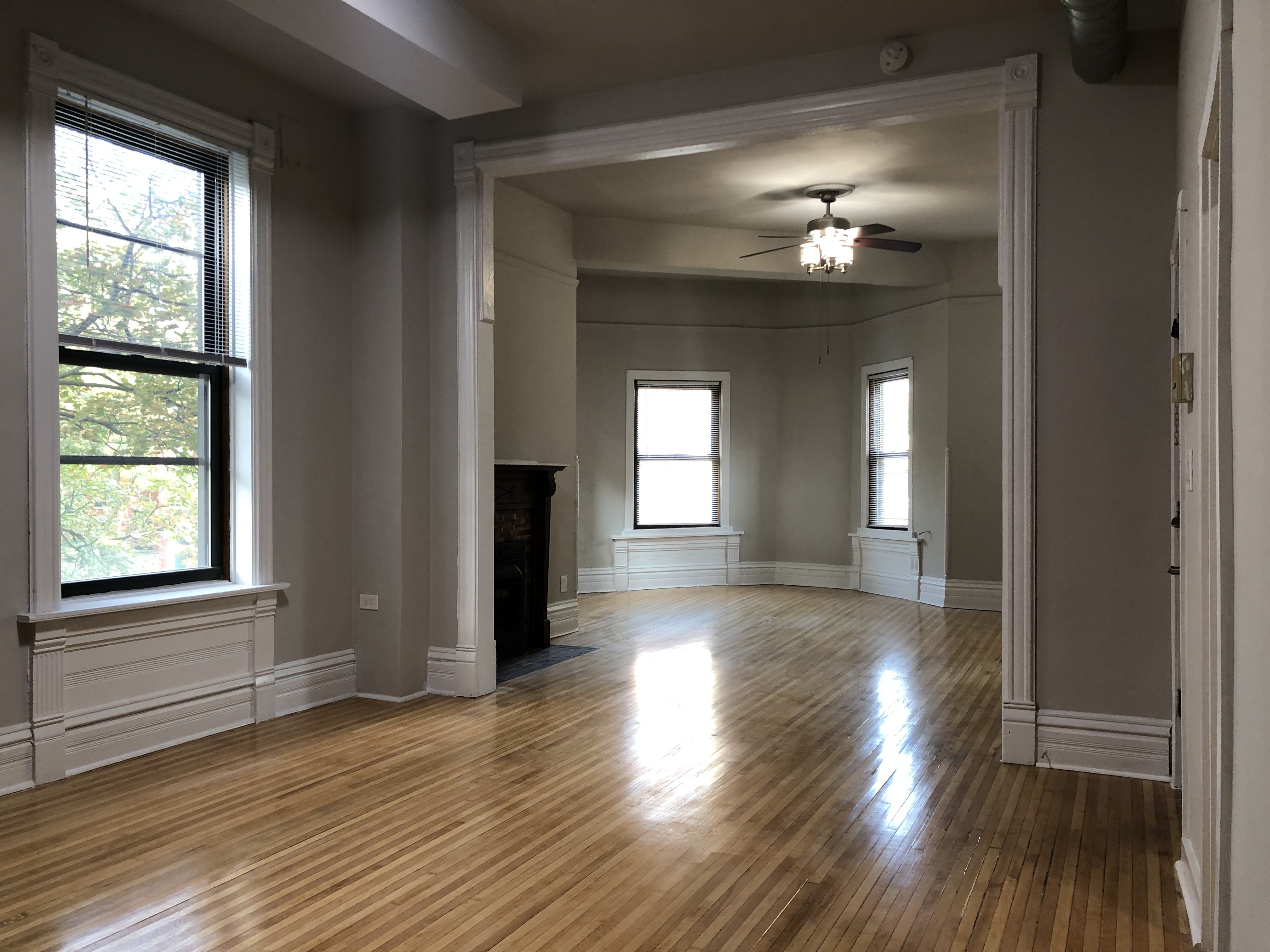 858 N. Wood St./1811 W. Iowa St. 858 N. Wood St., Chicago, IL 60622